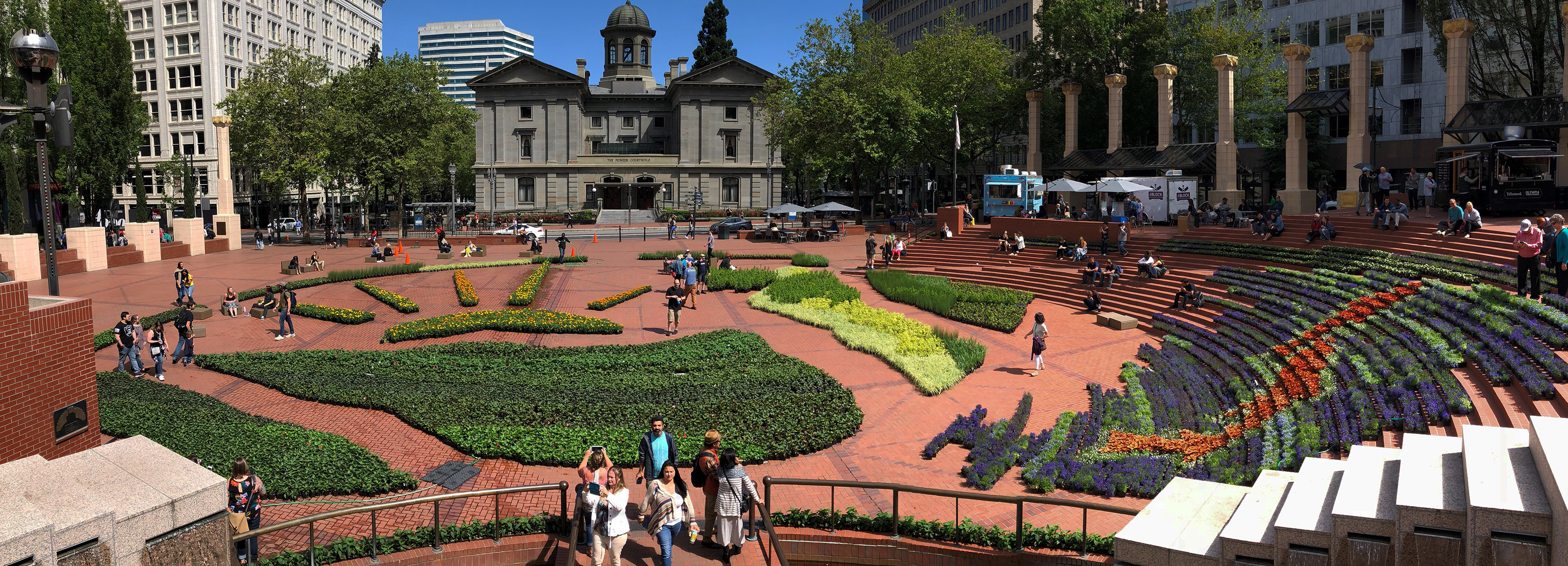 The Gorge Comes to Pioneer Courthouse Square