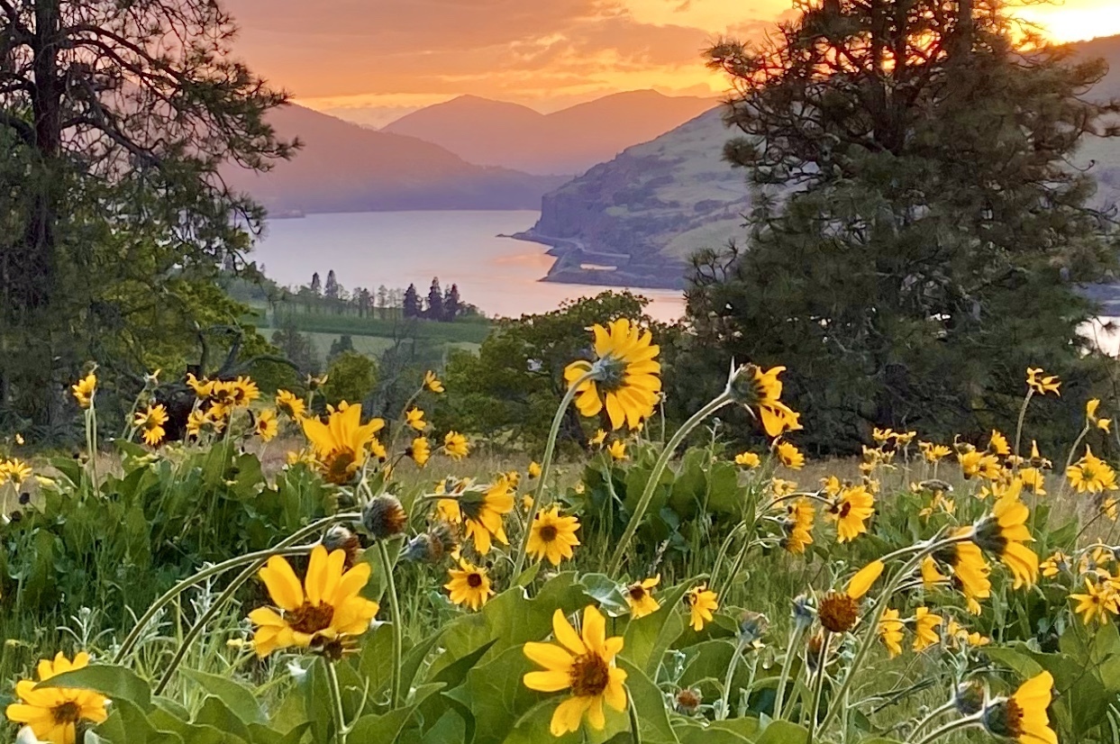 KXL-FM: Locals Take Spectacular Photos Of The Gorge!