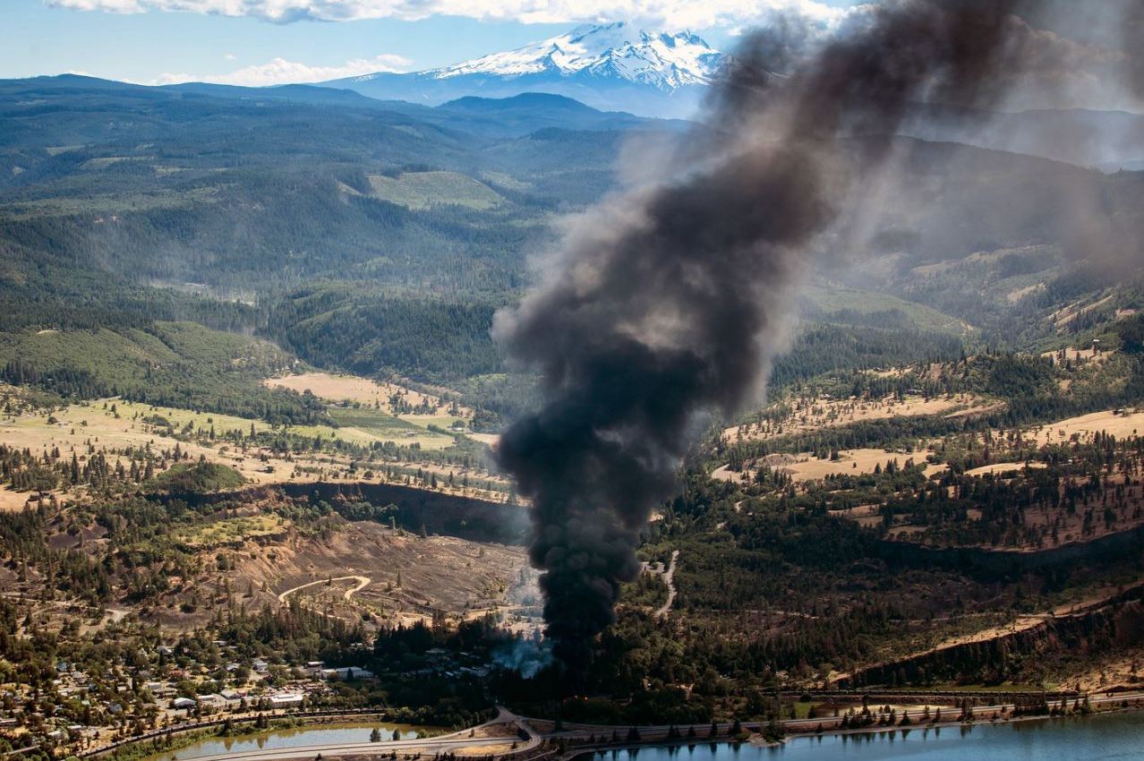 You Can Help Ensure Protection Against Oil Train Derailments and Spills