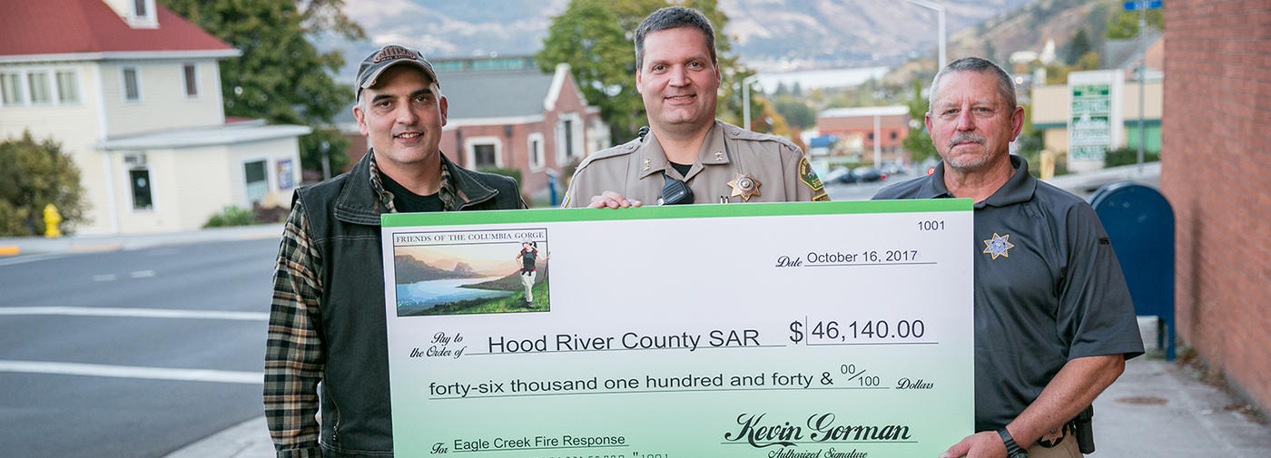 Hood River County Presented With $46,140 Gift in Honor of Wildfire Heroes