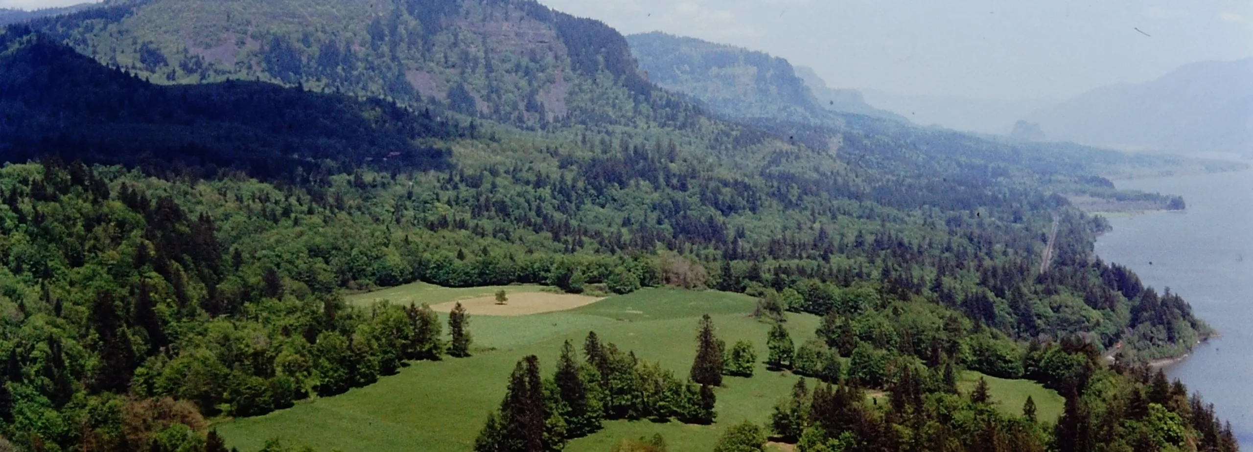 The view from Cape Horn in the 1980s, before the Cape Horn landscape was conserved for public use. (photographer: John Yeon)