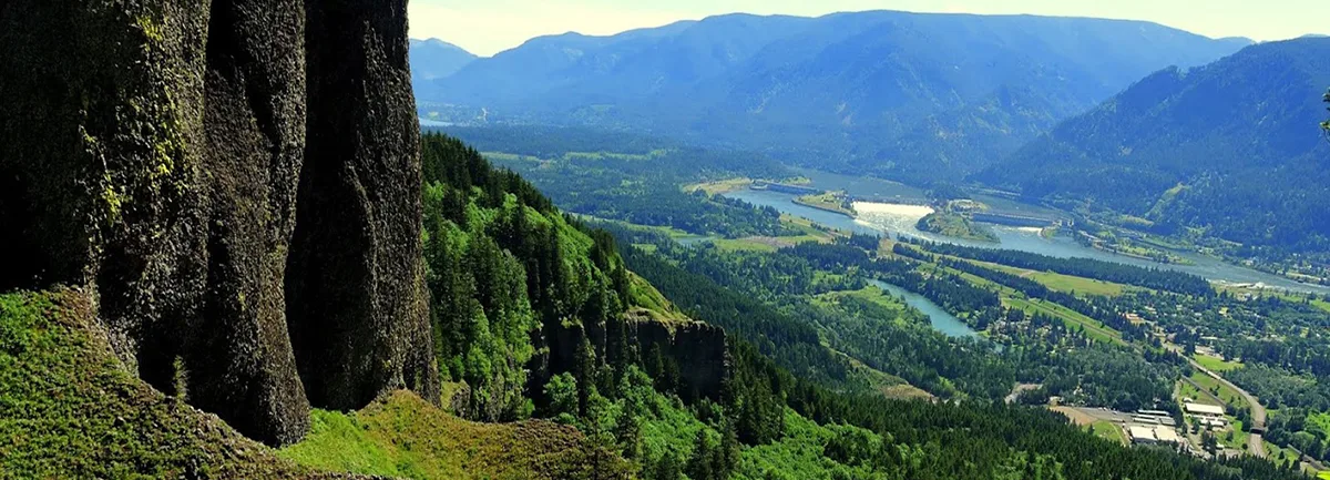 View from the Hamilton Mountain trail. Photo by Debbie Asakawa.