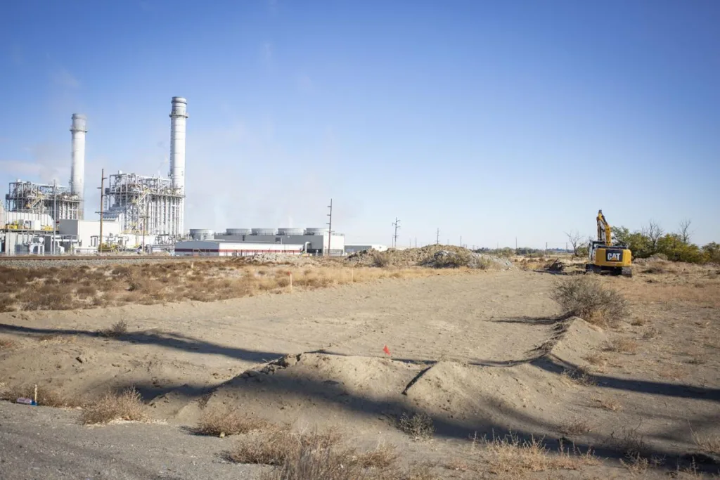 Site of the proposed Perennial Wind Chaser Station. (photographer: Ben Lonergan, East Oregonian)