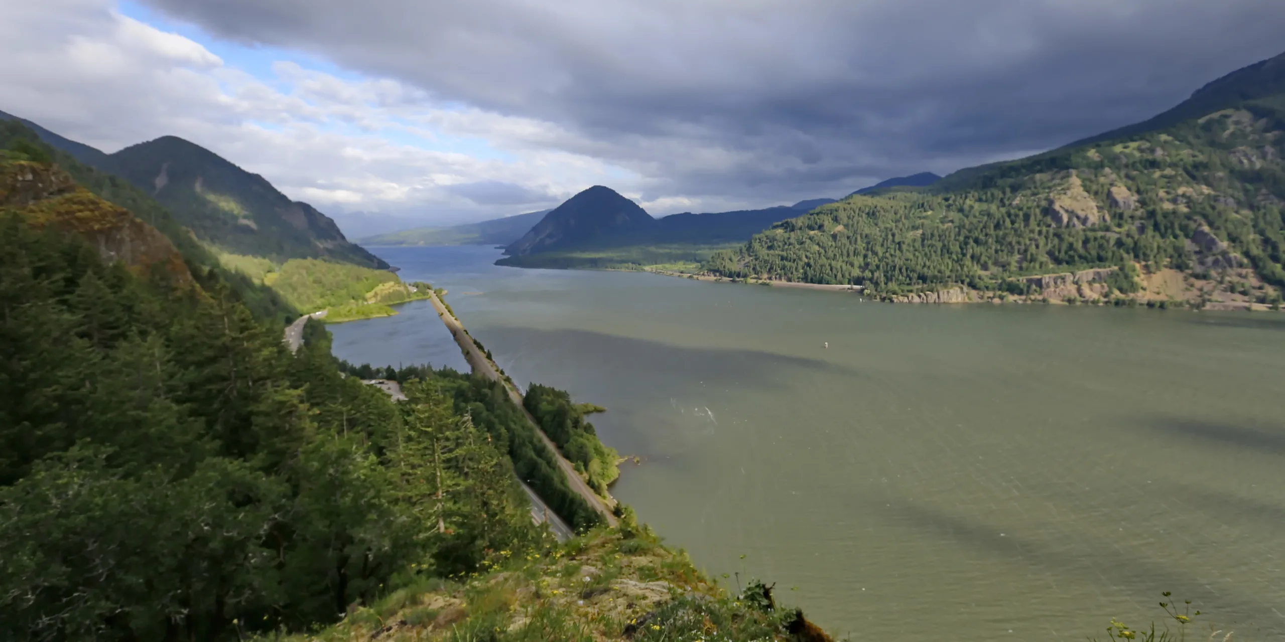 View of the Columbia River from Starvation Ridge trail. Photo by Micheal Drewry.